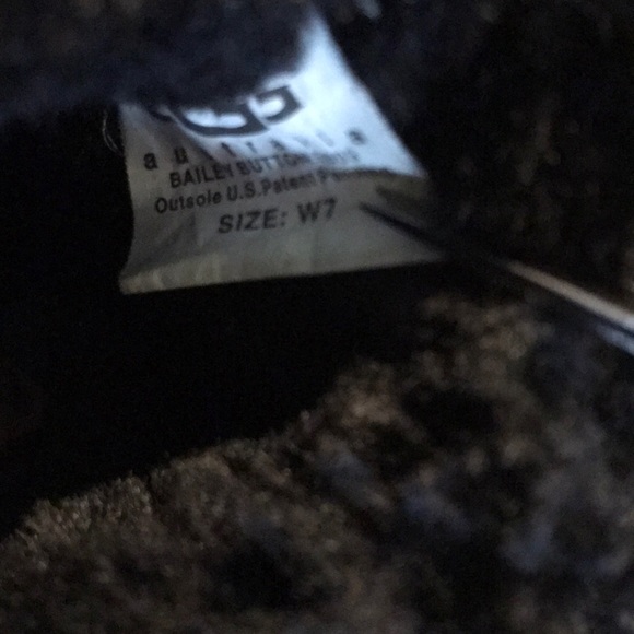 UGG Black Bailey Short Button Boots - Picture 6 of 8